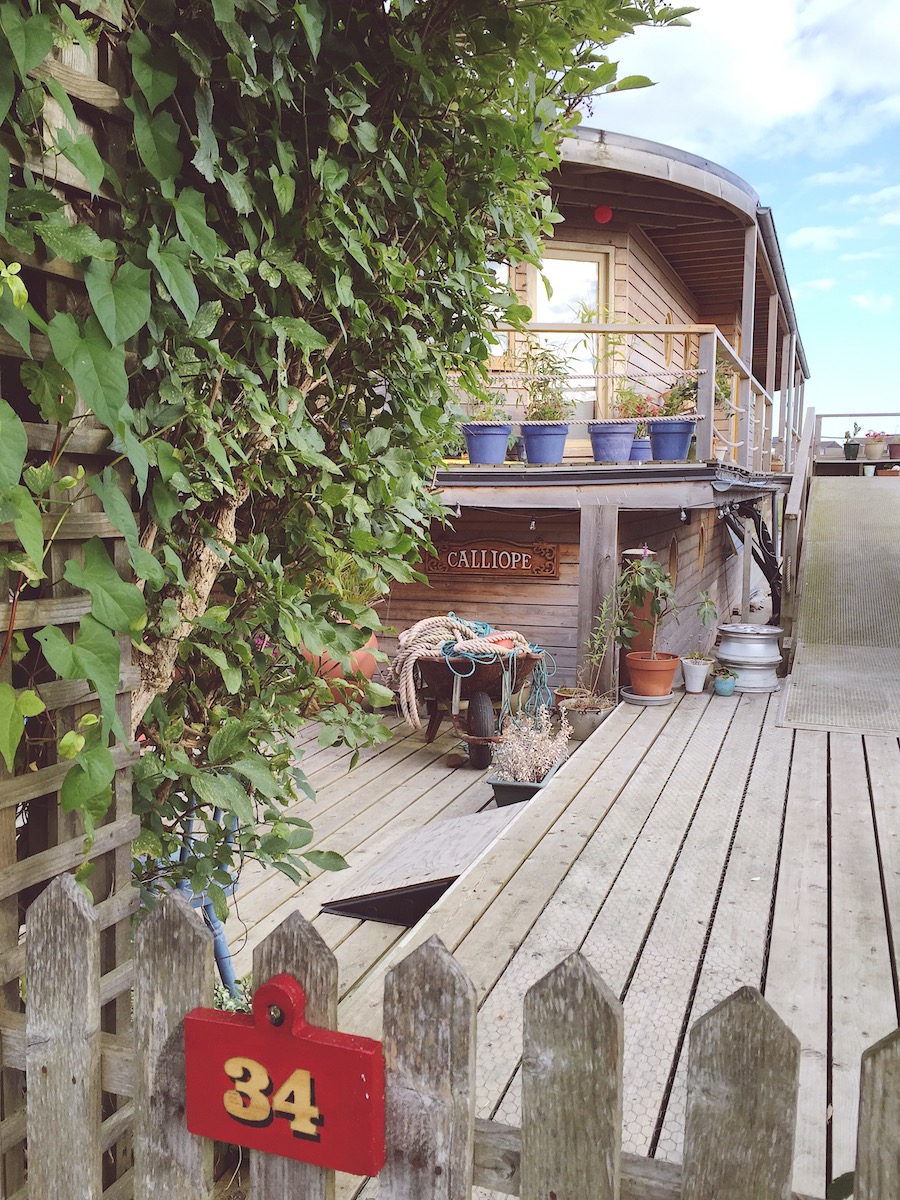 houseboats shoreham sussex secret
