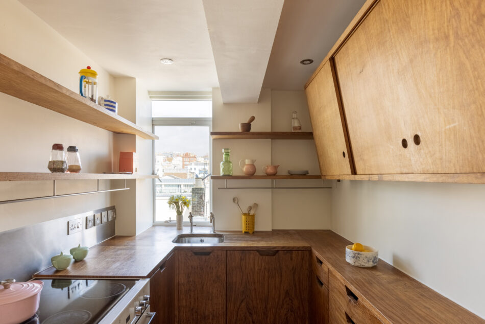 embassy court brighton apartment for sale 