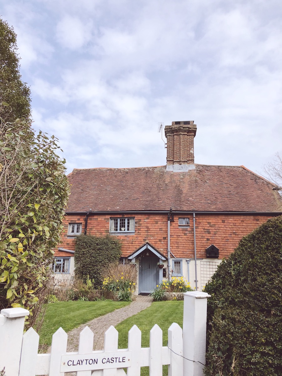 cottage in clayton west sussex