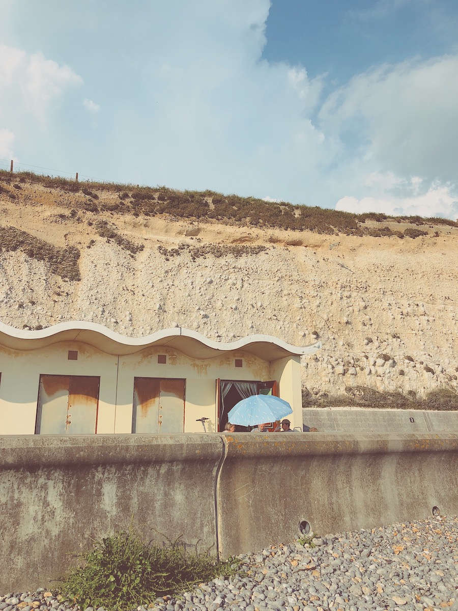 art deco beach huts brighton