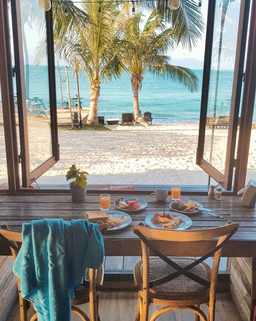 breakfast on koh phangan