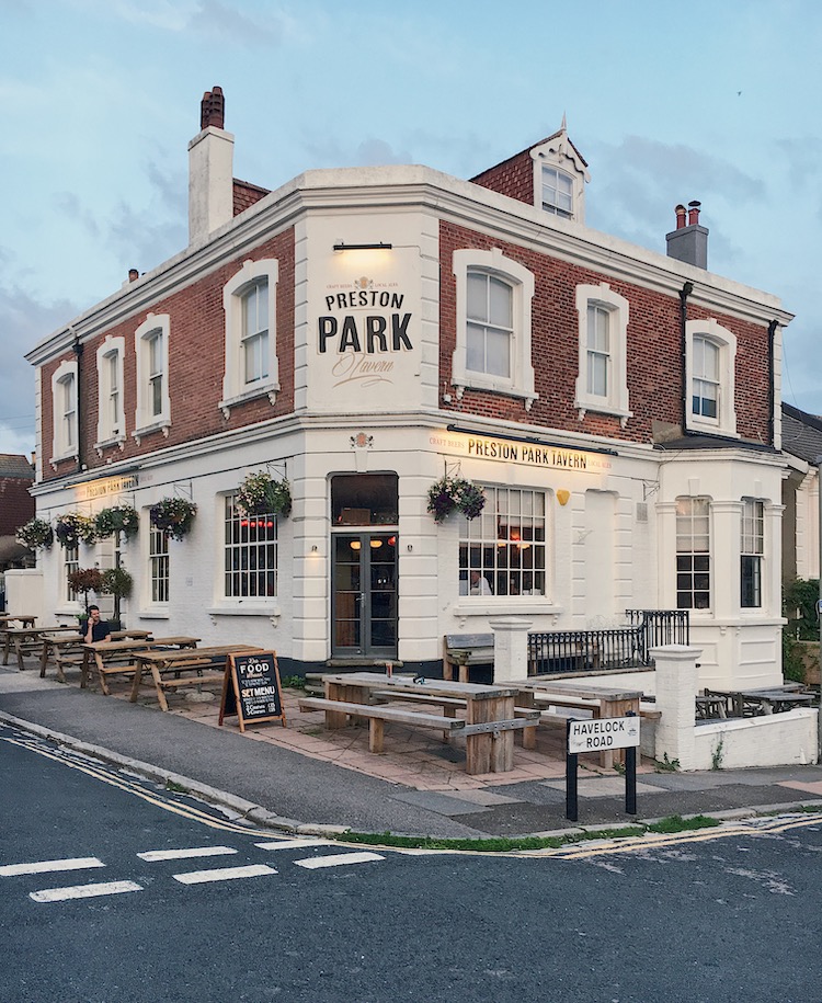 brighton pub exterior preston park
