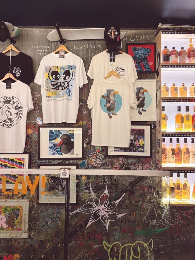 Cut Your Woolf Loose, a whiskey bar in Brighton's North Laine